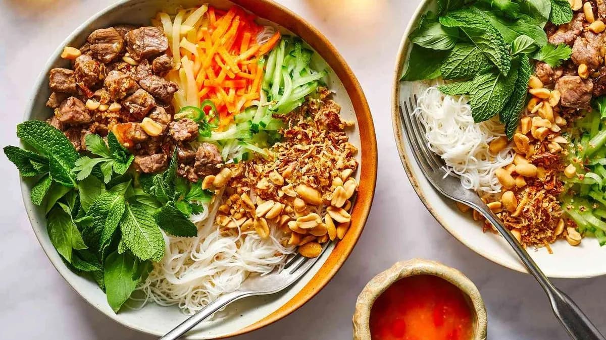 Southern Vietnamese Beef Noodle Salad (Bún bò Nam Bộ)