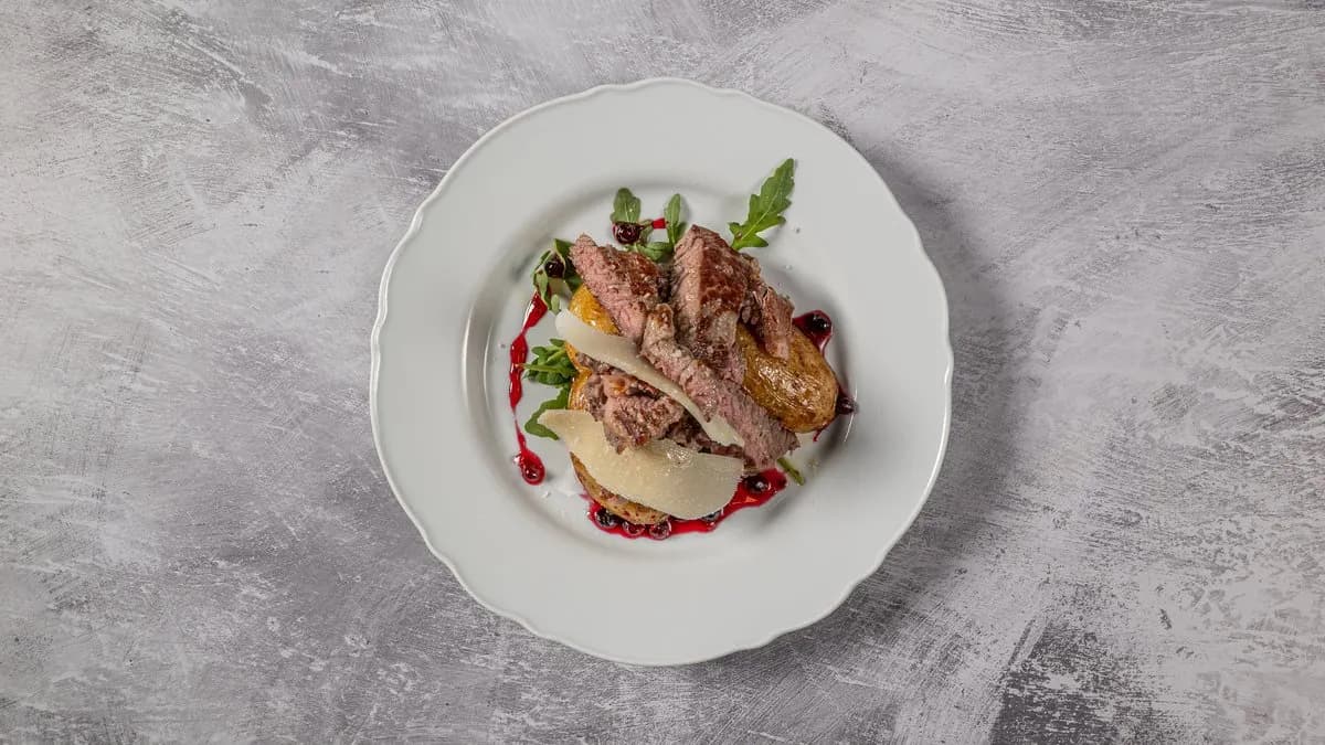 Tagliata di Entrecôte ai Frutti di Bosco