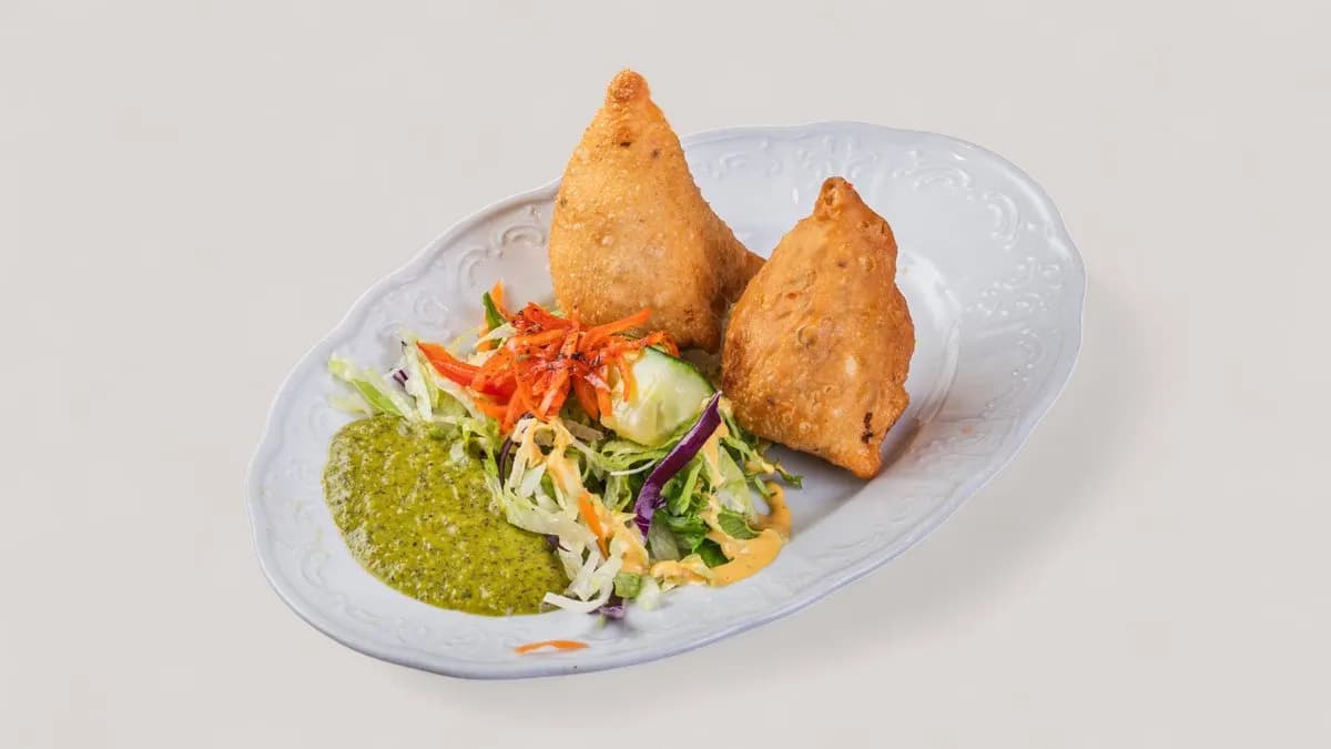 12. Vegetable Samosa (L,V,P)