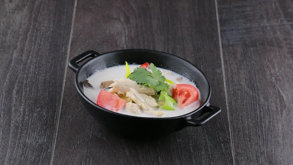 4B. Tom Kha Kai 🌶