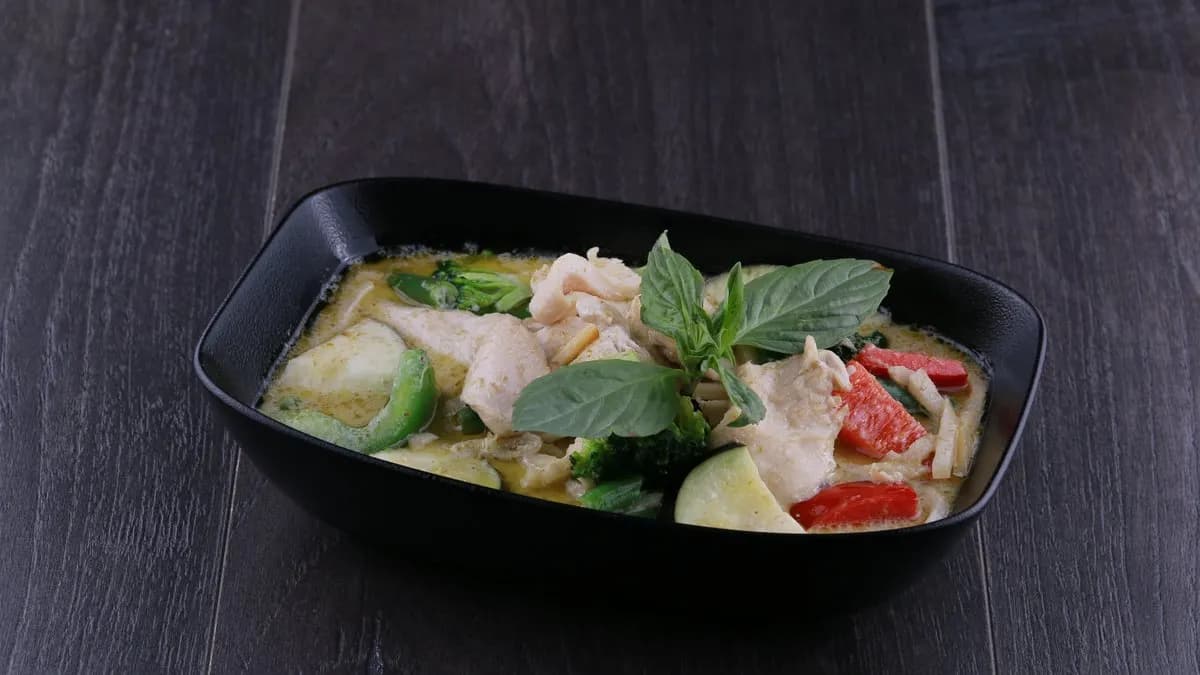 14. Kaeng Keaw Wan 🌶🌶