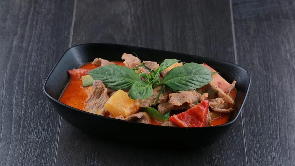 18. Kaeng Kua Sapparot 🌶