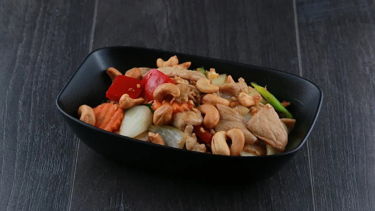 19. Phad Med Mamuang