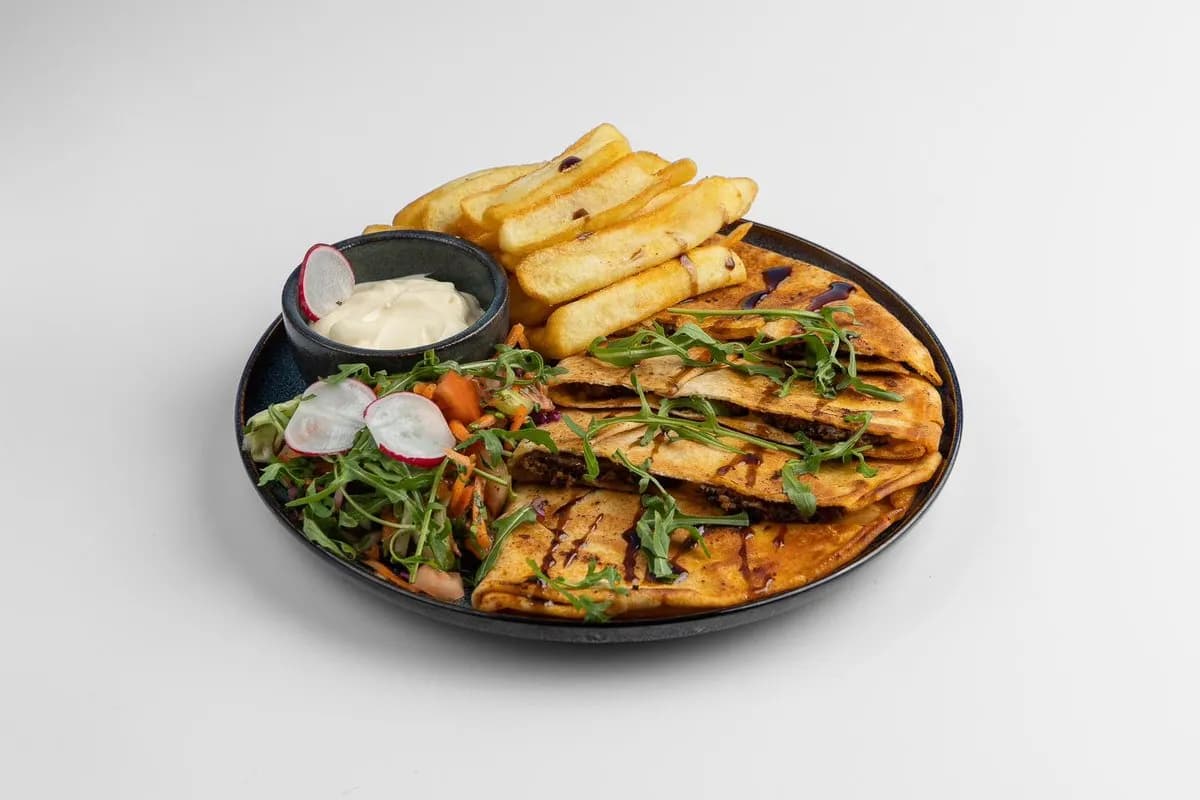 Sujuk Pita Platter