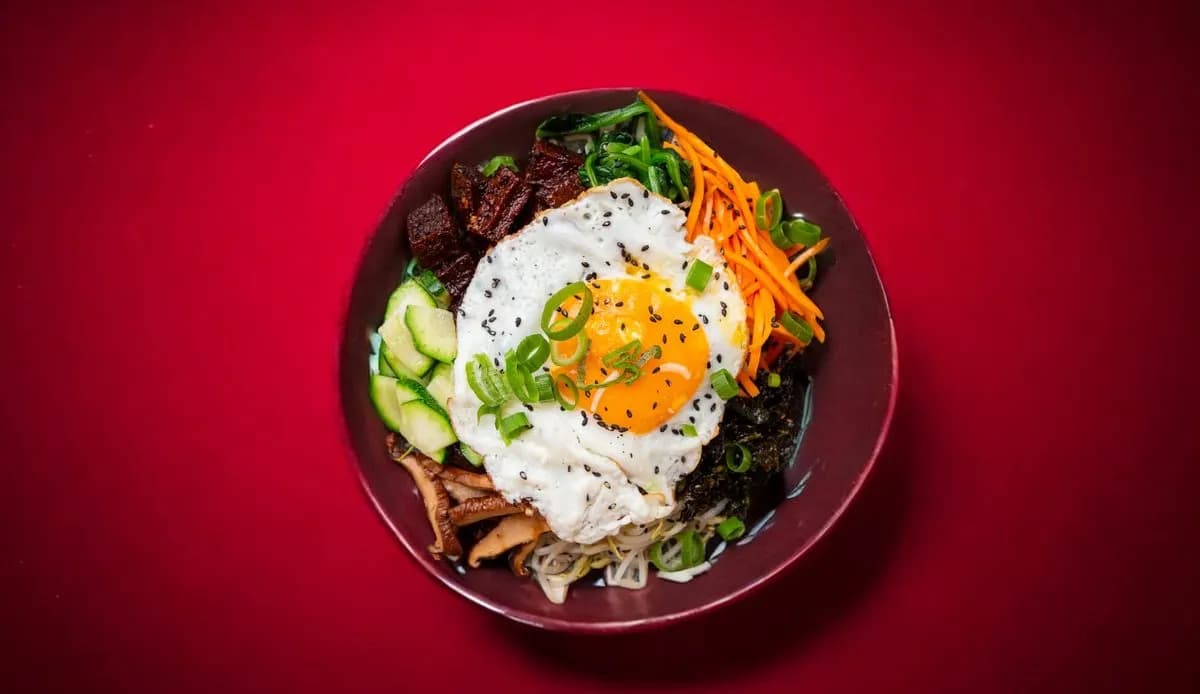 Sweet-chili Tofu Bibimbap
