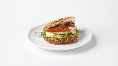 Kana-Caesar Bagel