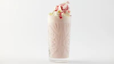 Strawberry Vanilla Frappé