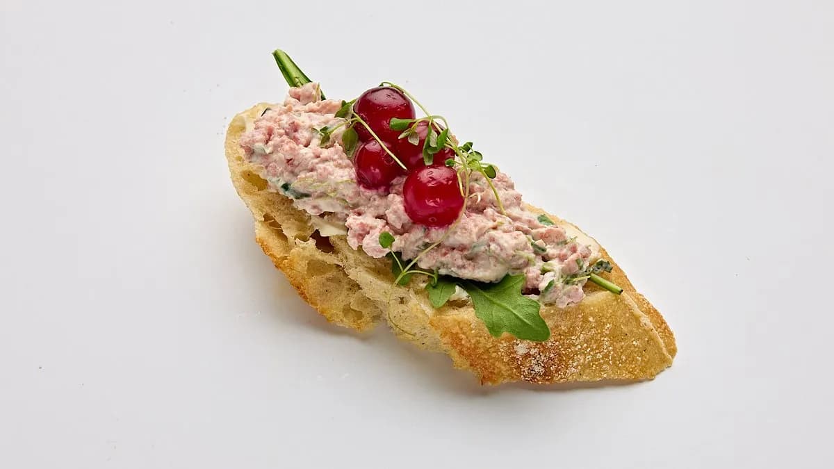 Savuporoa & Karpaloa pincho (L)