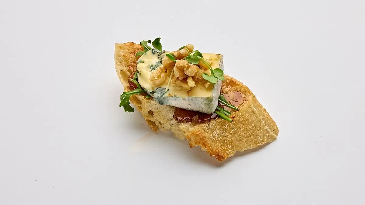 Sinihomejuustoa & Pähkinää pincho (L)