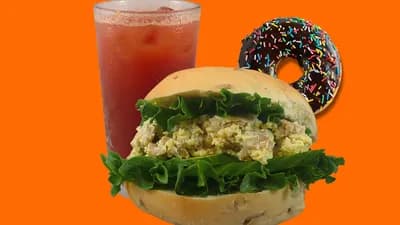 🍴🌿 Vegan Caesar Bagel Meal 🥬🍩