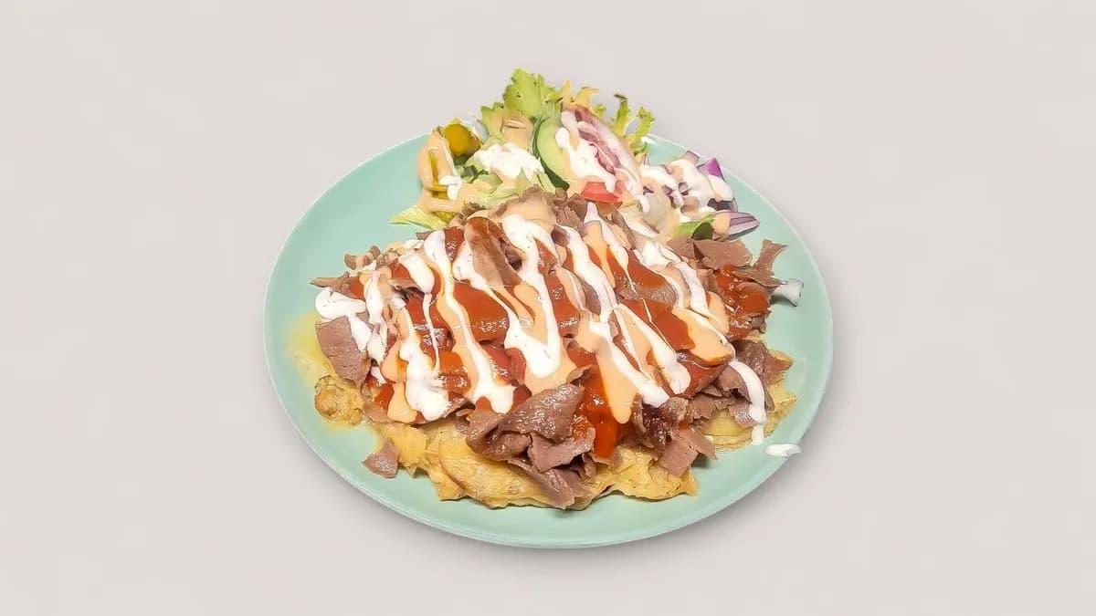 62. Vöner Valkosipulikermaperunoilla