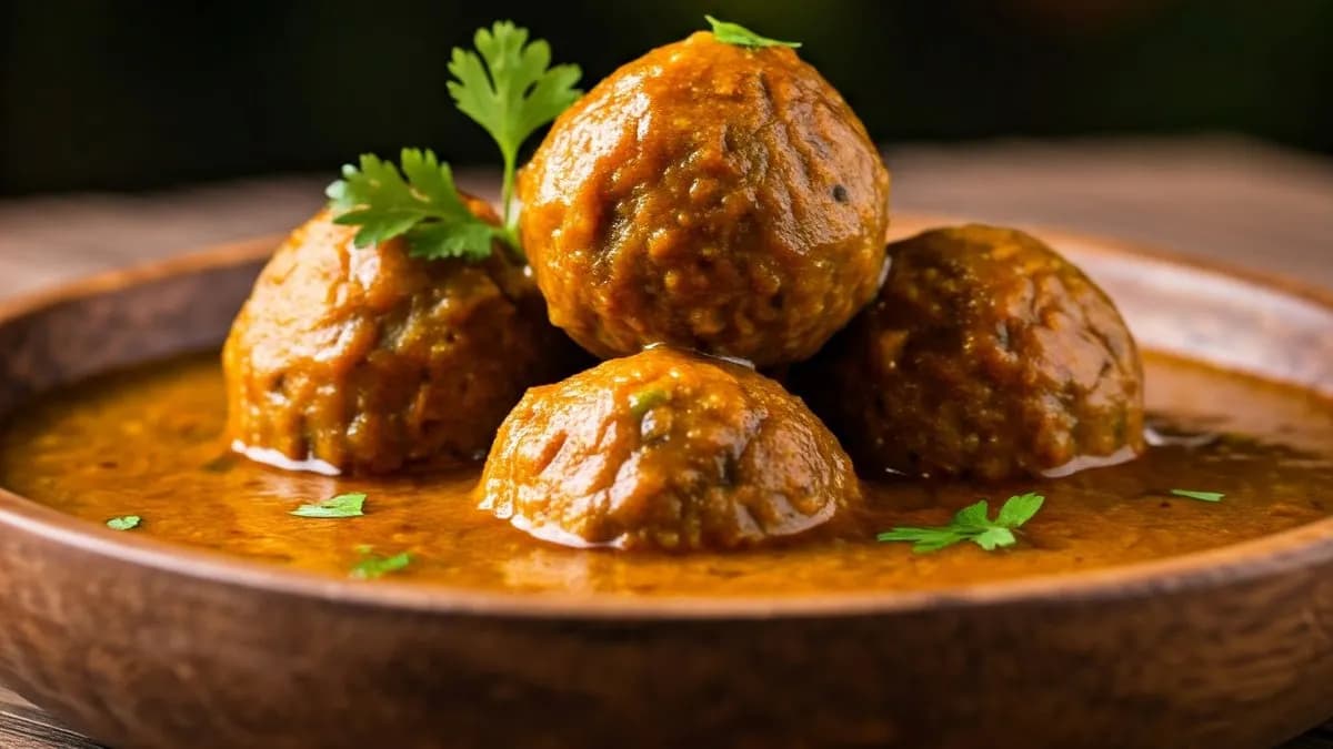 34. Vegetable Kofta (G,L,P) Vegan Possible