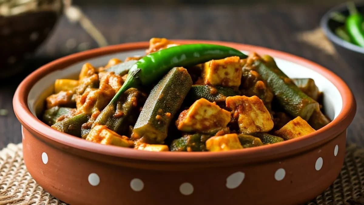 47. Bhindi Tofu masala (Vegan Possible)