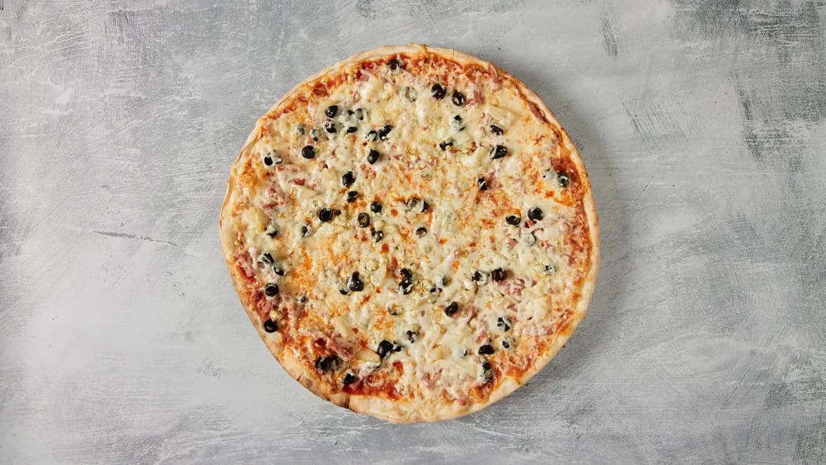 18. Hollywood perhepizza