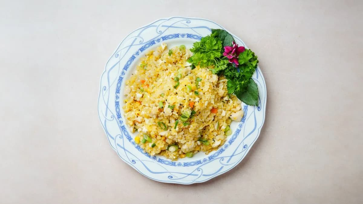 4B. Paistettua riisiä & kanaa