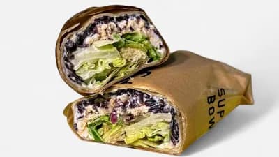 Super Salad Wrap - Chicken Caesar UUTUUS!