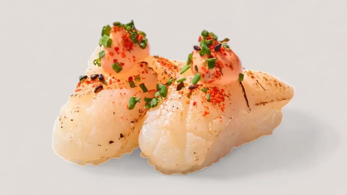 Spicy scallop nigiri 2 pcs