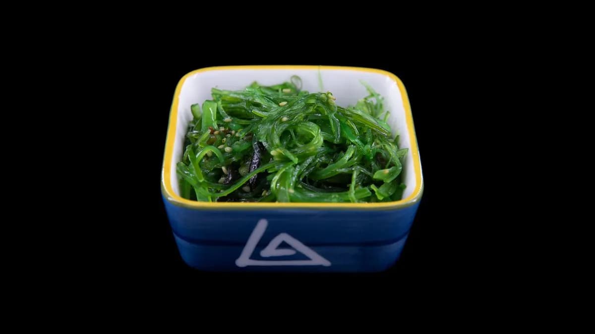 S2. Wakame Salaatti - Wakame Salad