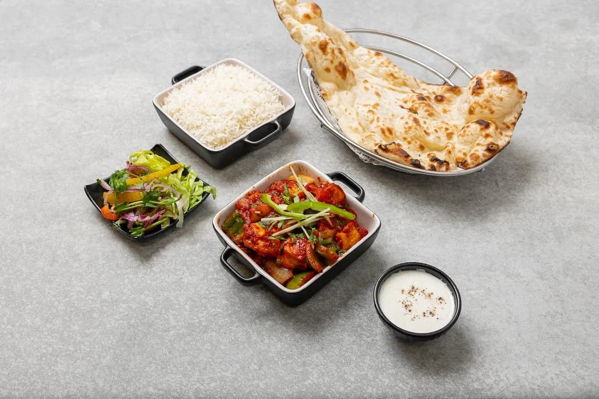 Chicken Jalfrezi ( G.M ) + Valitse Juoma