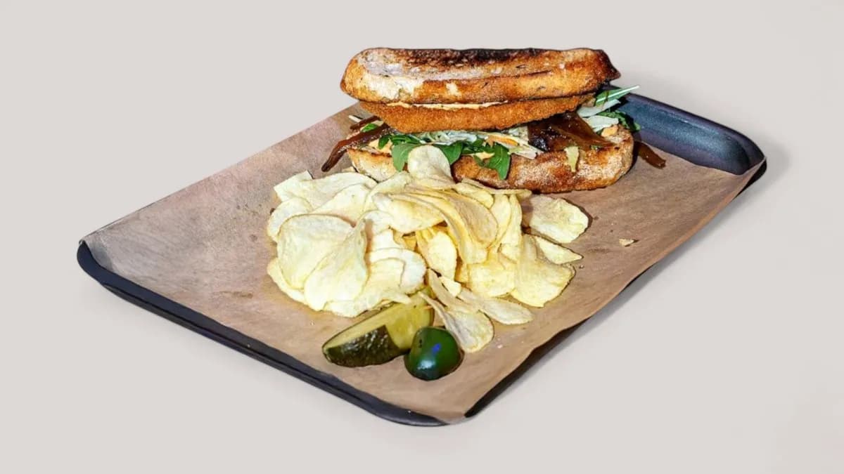 Schnitzel Sandwich (vegan)