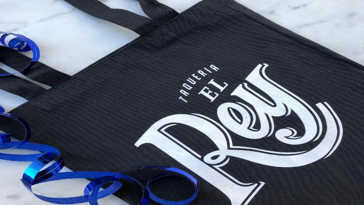 El Rey tote bag from 100% recycled fabric.