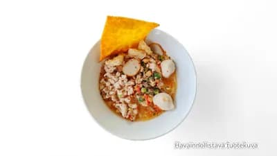 Thaimaalainen kalapulla-äyriäis tom yum nuudelikeitto 🌶