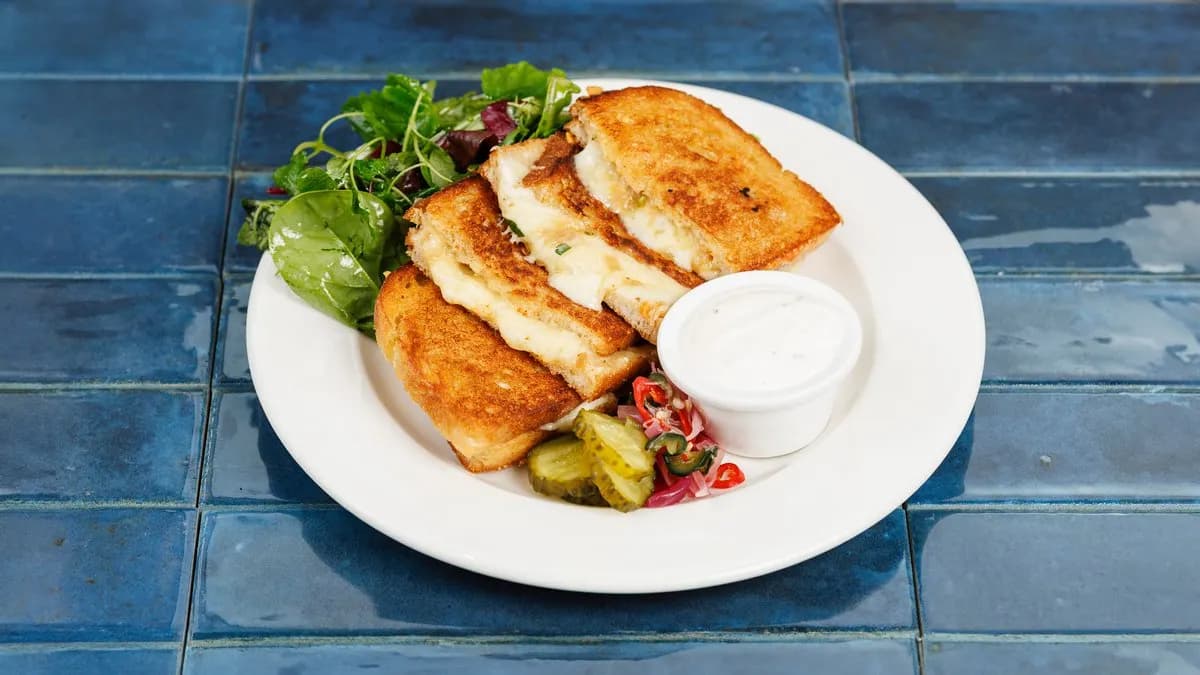 4 Cheese Grilled Cheese & Ranch Dip