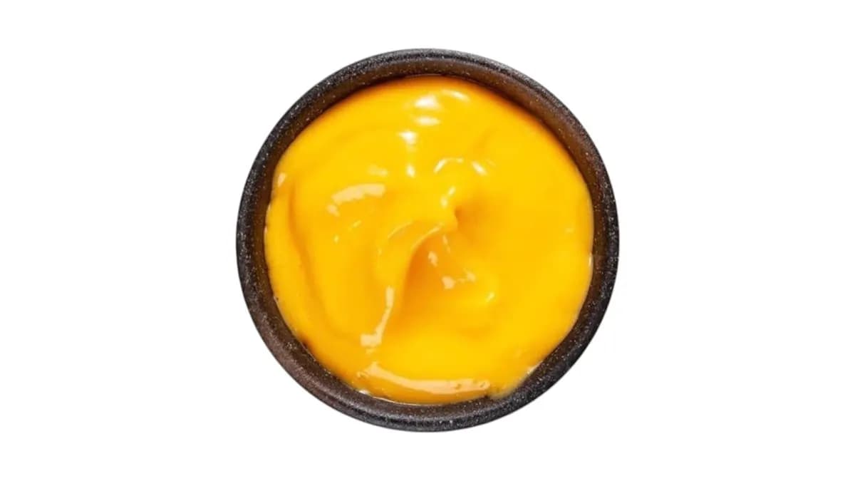 Cheddarkastike dippi