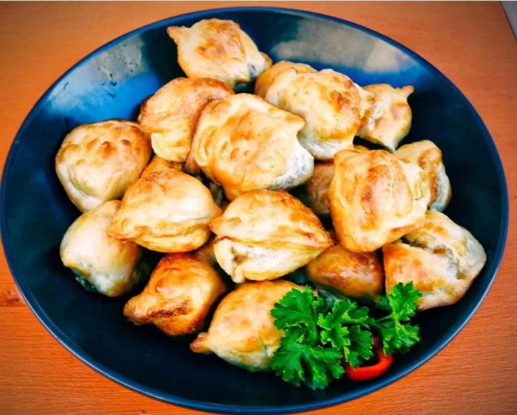 Perinteiset paistetut dumplingsit (20 kpl)