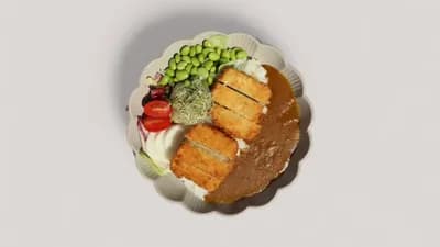 VEGAANINEN TOFU CURRY