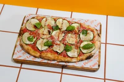 14. Kesäkurpizza
