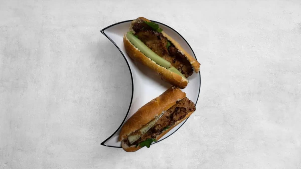 Banh mi thit nuong -bread with grilled pork
