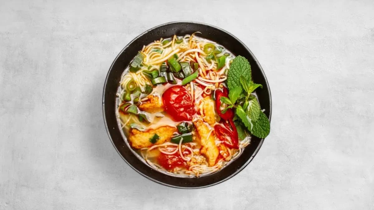 Pho chay - vegan pho with vegetables