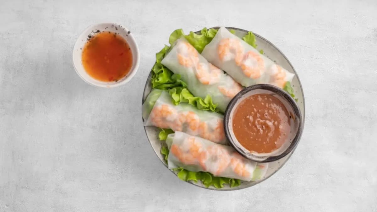 Goi cuon - Chicken and shrimps summer rolls (3pcs)
