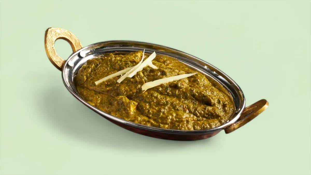 40. SAAG CHICKEN (L G)