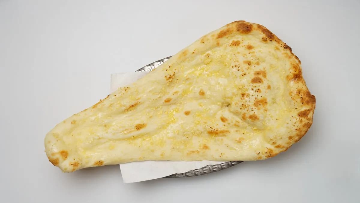 Valkosipuli naan leipä(Garlic Bread)