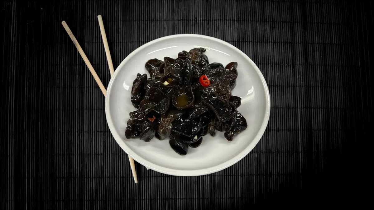 Black Mushroom Salad (Cold)🌶️/ Mustasienisalaatti (Kylmä)🌶️/ 凉拌木耳🌶️