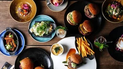 BW 4 ruokalajin menu